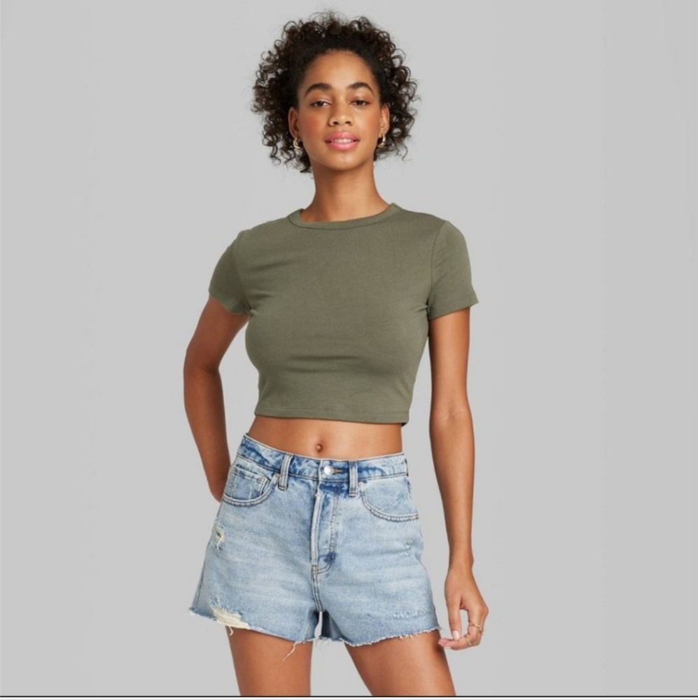 *SALE* Wild Fable Green Crop Top Tee